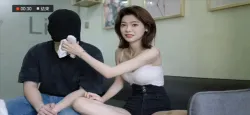 【脚模摄影】一日女友第二部tian脚 挠脚心到崩溃超爱笑